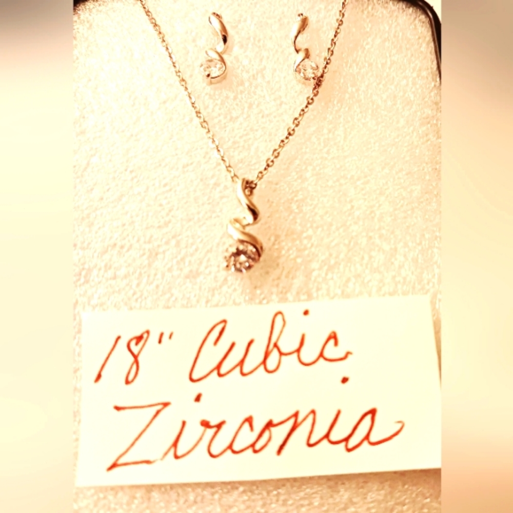 Cubic zirconium two piece set 1 necklace 18 in 1 pr pierced earrings NEW